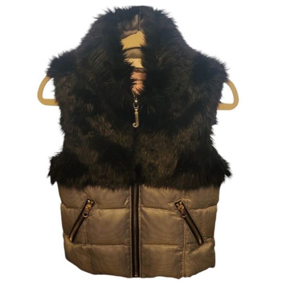 Juicy Couture Pink Label furry vest . New. small